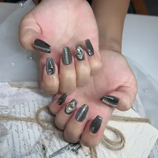 ネイル Fairyフェアリーネイルサロン所属・Nail Hibi サロンのネイルデザイン