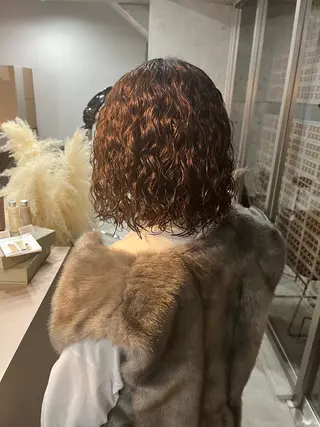 ミディアム パーマ ショートカット無料/ 小顔ショートのヘアスタイル