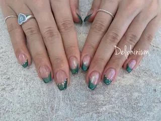 ネイル 岡本 友恵のネイルデザイン