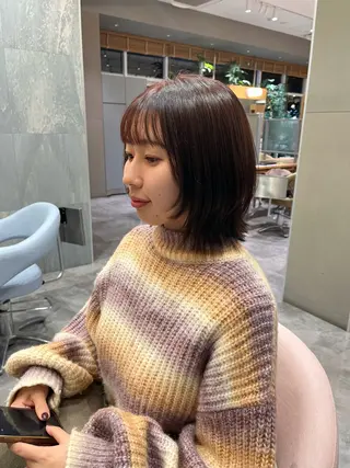 ミディアム カラー 山田 春菜のヘアスタイル