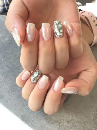 ネイル Nest 岩崎のネイルデザイン