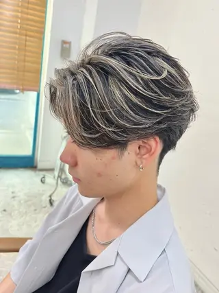 ショート メンズ Mirareee tokyo所属・バレイヤージュ/ シャドウルーツ/安室のヘアスタイル