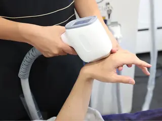 アイマニ🫧 SAYAの眉毛・アイブロウイメージ