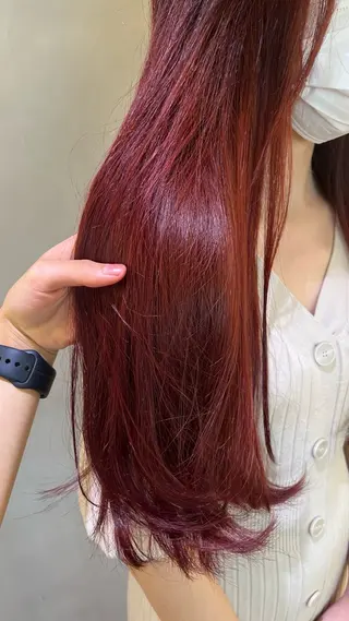 ロング カラー Garland 表参道所属・ミディアムレイヤー/ 艶カラー🎀　emiのヘアスタイル