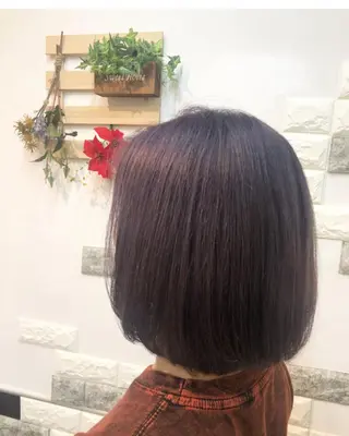 カラー ショートボブ✨️ 池田芽生のヘアスタイル