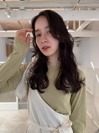 ロング hanabi / パーマのヘアスタイル