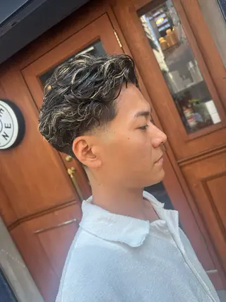 カラー パーマ メンズ FADE&LINE三軒茶屋所属・フェード/スパイキー /takaのヘアスタイル