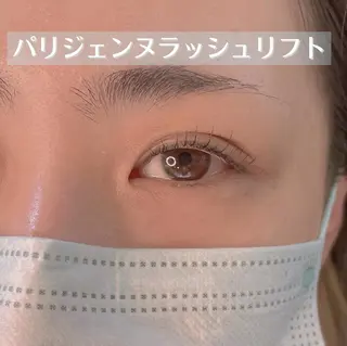 マツエク・マツパ 清水 茜の眉毛・アイブロウイメージ