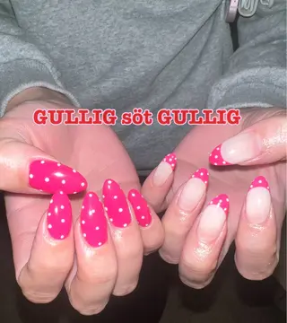 ネイル GULLIG söt GULLIGのネイルデザイン