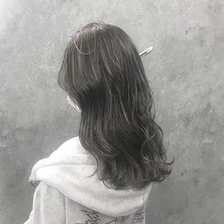 セミロング 所渉/韓国レイヤー /ウルフカットのヘアスタイル