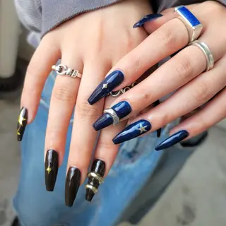 ネイル Natsumi 🦊  Nailのネイルデザイン