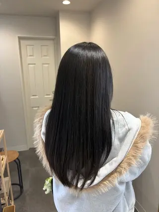 カラー 奥村 奈々加のヘアスタイル