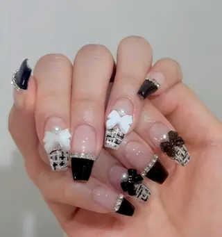 ネイル HIN NAILのネイルデザイン
