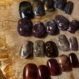 ネイル 土川 芽依奈のネイルデザイン