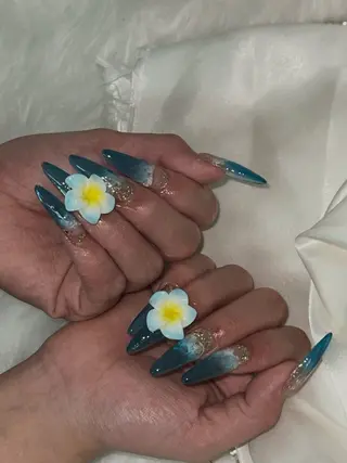 ネイル Nailsalon SKiのネイルデザイン