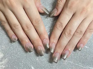 ネイル VIERU 🌈🎀💖のネイルデザイン