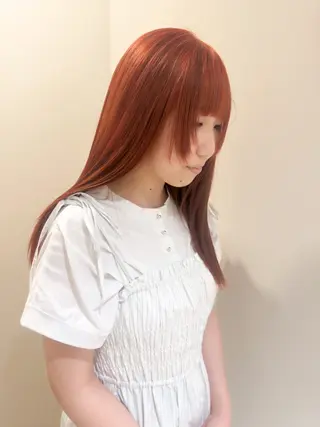 セミロング カラー ヘアアレンジ ミニボブ/ブリーチ 🌈MISATOのヘアスタイル