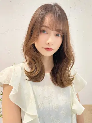 セミロング 新宿/韓国レイヤー/ 顔周りカット松本美晴のヘアスタイル