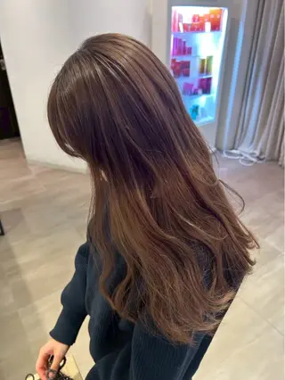 ロング カラー 大園 佳怜のヘアスタイル