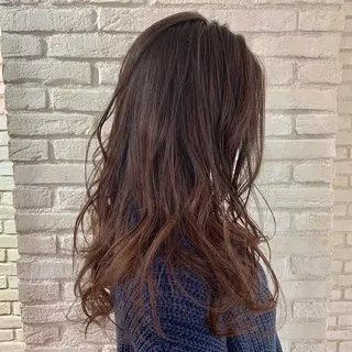 ロング カラー パーマ ヘアアレンジ ネイル マツエク・マツパ レイヤー＆カラー 人気美容師倉崎涼のヘアスタイル