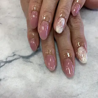 ネイル ネイルリボン 受付スタッフのネイルデザイン