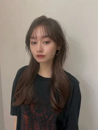 カラー aya / カットカラーのヘアスタイル