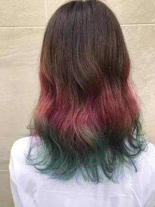 ミディアム カラー 松岡 恭弘のヘアスタイル