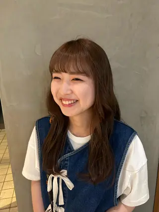 ロング カラー Lilly所属・成田 智彩のヘアスタイル