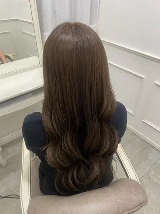 ロング 新田 妃那のヘアスタイル