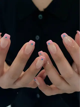 ネイル LETTER_& SAKIのネイルデザイン