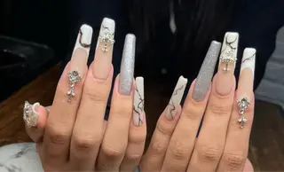 ネイル 美:LOVE Nail所属・Nail Lienのネイルデザイン