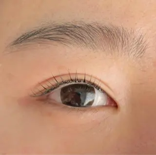 マツエク・マツパ Fumina .のネイルデザイン