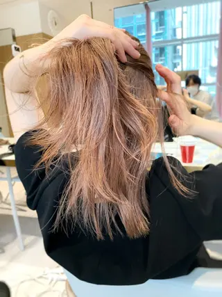 ミディアム カラー レイヤー専門家 ダブルカラー修のヘアスタイル