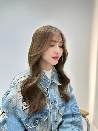 セミロング カラー 韓国ヘア顔周りカット 艶髪ベージュtamaのヘアスタイル