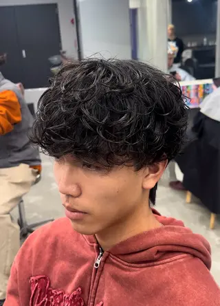 パーマ メンズ 松田 優斗のヘアスタイル