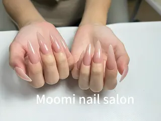 ロング Moomi nail salonのネイルデザイン