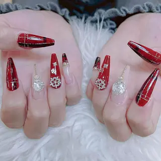 ネイル ANH NAIL ゴテゴテ専門店💎のネイルデザイン