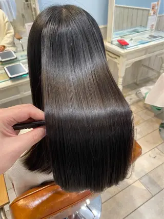 ロング うる艶カラー 🫶🏼💭mikaのヘアスタイル