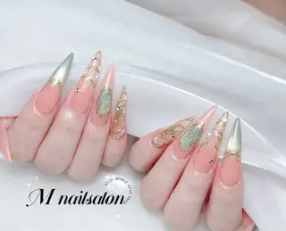 ネイル M🌷nail 長さだし専門店のネイルデザイン