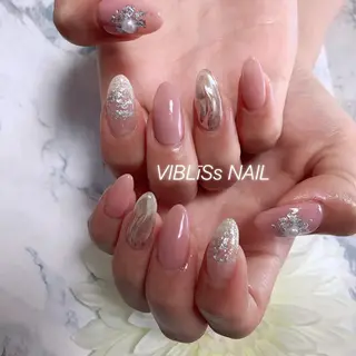 ネイル VIBLīSs nailのネイルデザイン