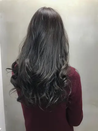 ロング カラー eclair.髪質改善&トリートメント所属・【艶髪、透明感】西村 有司のヘアスタイル