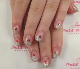 ネイル ネイルリボン 受付スタッフのネイルデザイン