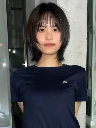 ミディアム カラー anna 韓国レイヤ ー/ ハッシュカットのヘアスタイル