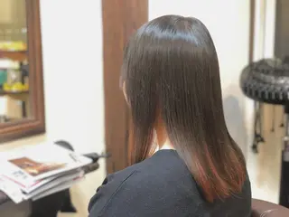 セミロング Snaly カラー特化ページのヘアスタイル