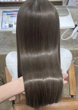 ロング 瓜生一希/ 髪質改善のヘアスタイル