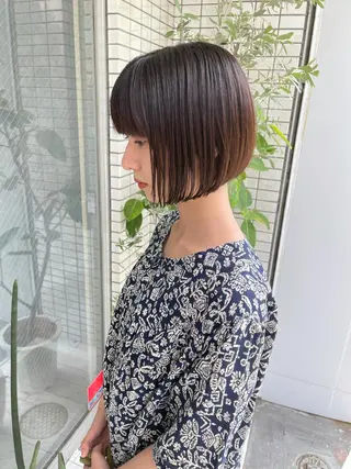 ショート StellA所属・アートディレクター ワダヒサノリのヘアスタイル