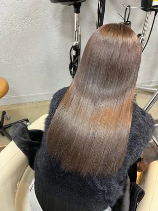 ロング カラー AVANCE北花田店所属・佐藤 楓夏のヘアスタイル