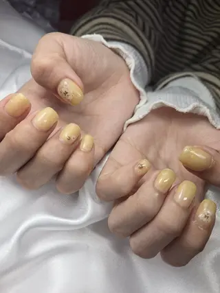 ネイル ネイルサロンベルティ .ひとみのネイルデザイン