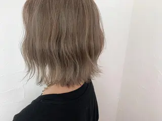 ミディアム カラー ALO art hair所属・  AYARIのヘアスタイル