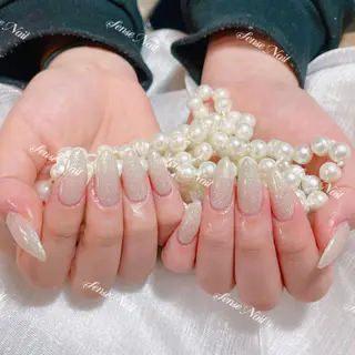 ネイル Kurieitibu 🍬Byu~tīのネイルデザイン